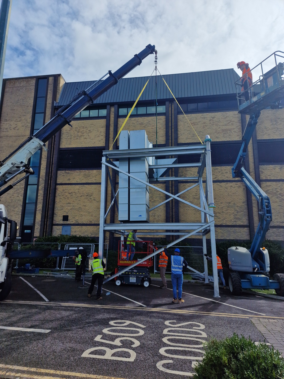 Commercial construction material delivery